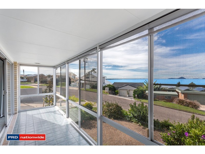 40 Vista Avenue, Soldiers Point NSW 2317