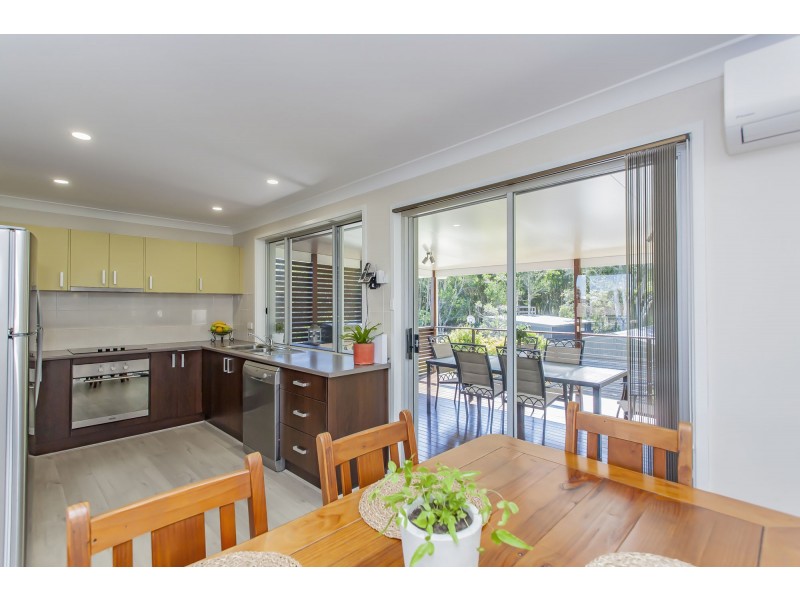 16 Andrew Close, Boat Harbour NSW 2316