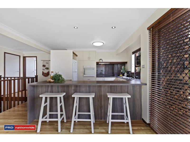 8 Kent Gardens, Soldiers Point NSW 2317