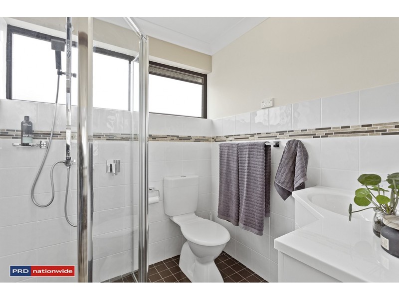 8 Kent Gardens, Soldiers Point NSW 2317