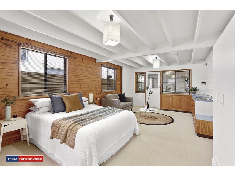 8 Kent Gardens, Soldiers Point NSW 2317