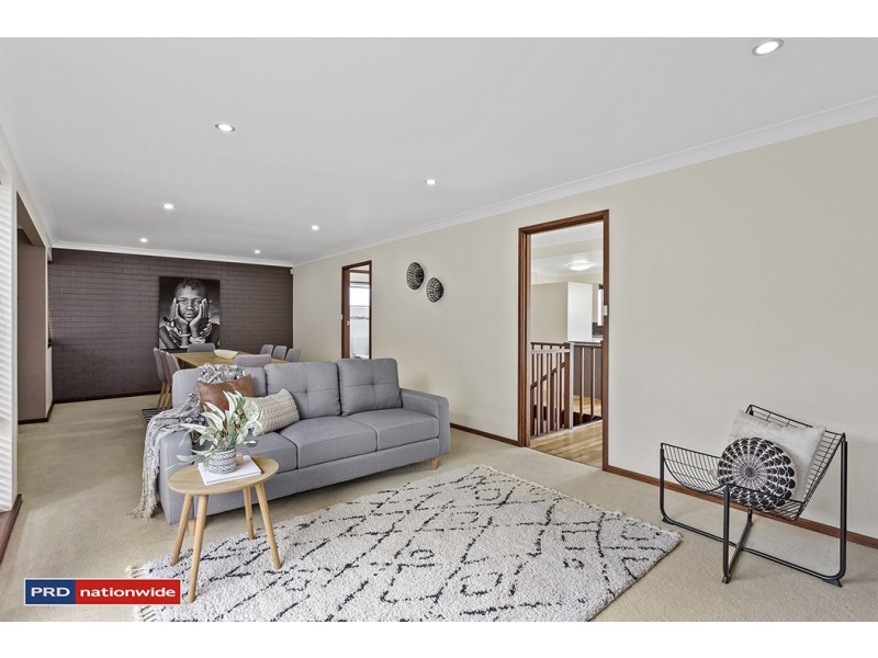 8 Kent Gardens, Soldiers Point NSW 2317