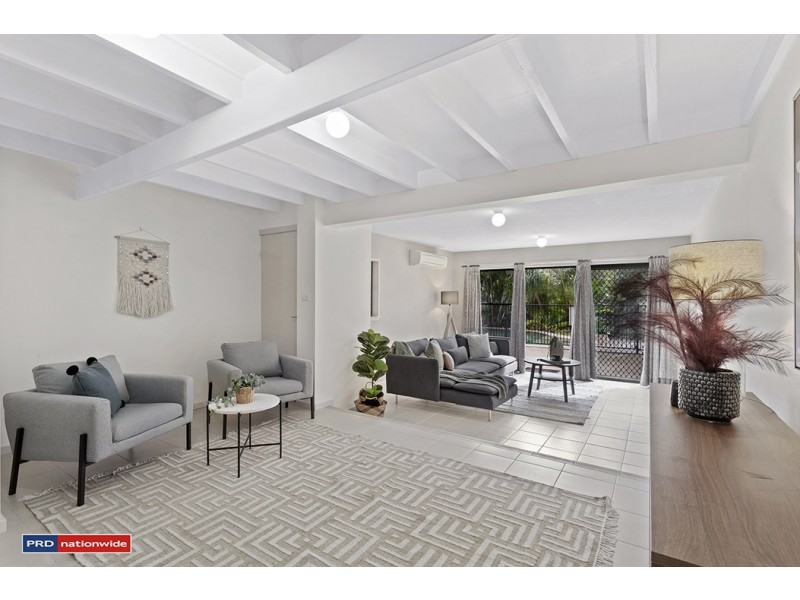 8 Kent Gardens, Soldiers Point NSW 2317