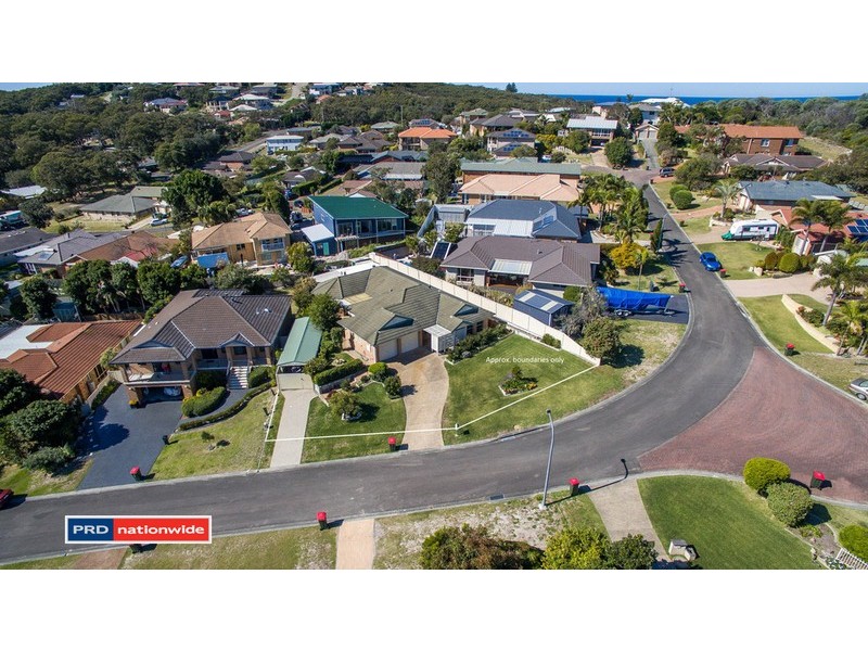 11 Hawkes Way, Boat Harbour NSW 2316