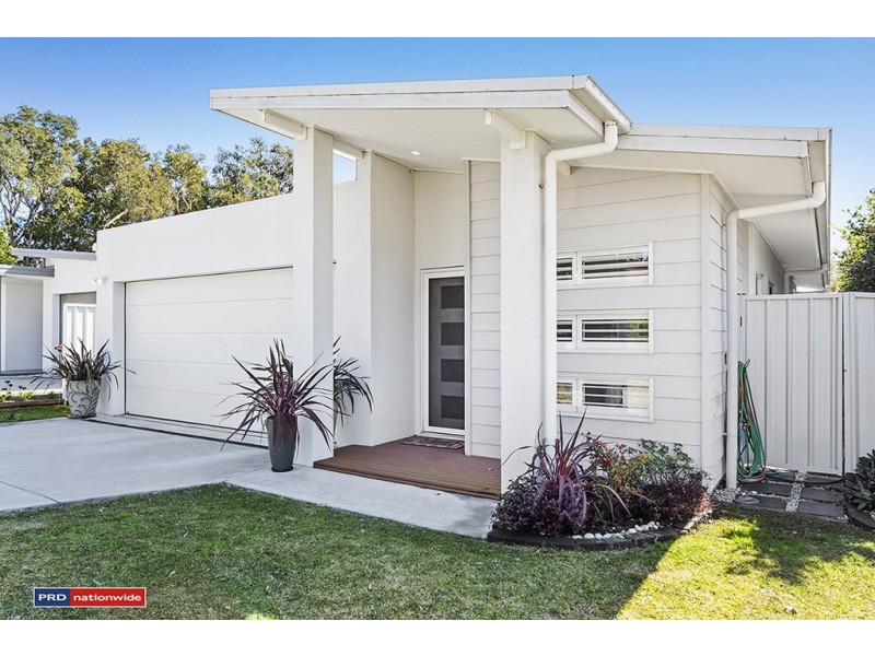 4 Bagnall Avenue, Soldiers Point NSW 2317