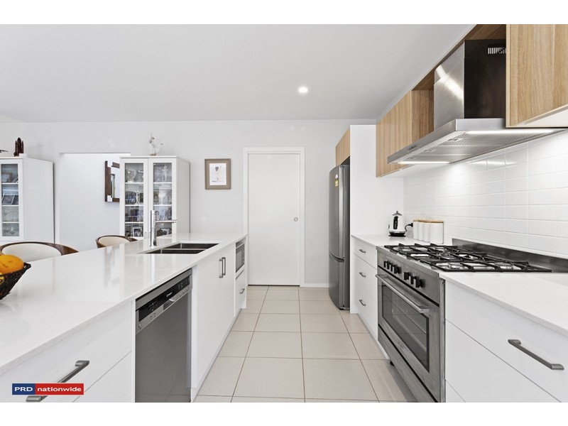 4 Bagnall Avenue, Soldiers Point NSW 2317