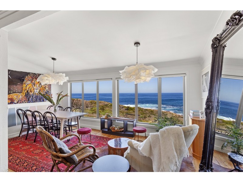 18 Ocean Street, Fishermans Bay NSW 2316