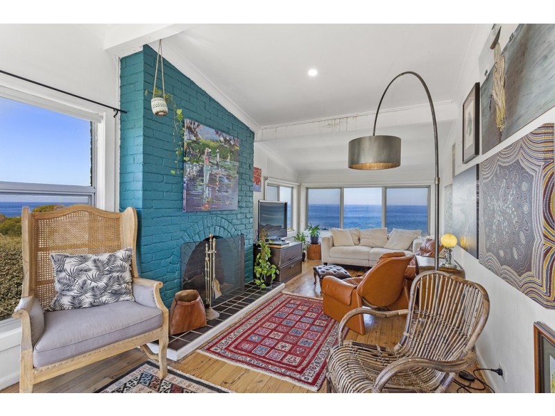 18 Ocean Street, Fishermans Bay NSW 2316