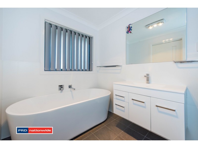 10 Albatross Avenue, Salamander Bay NSW 2317