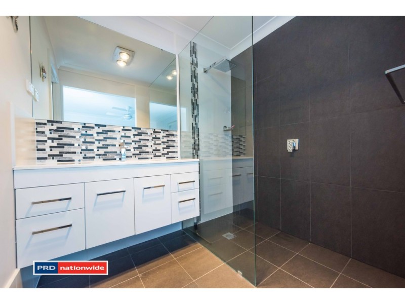 10 Albatross Avenue, Salamander Bay NSW 2317