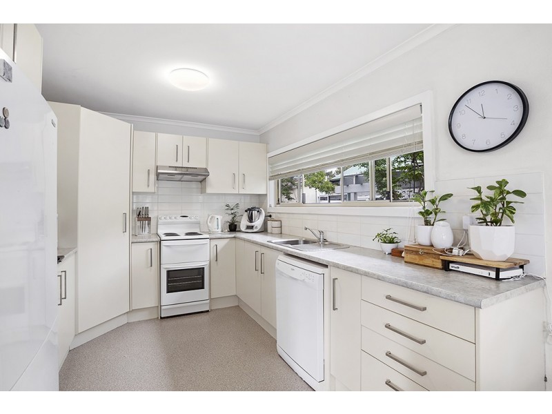 8 Foreshore Drive, Salamander Bay NSW 2317