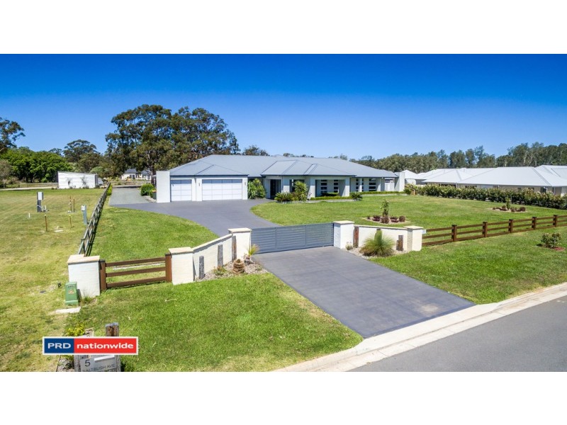 5 Saltbush Avenue, One Mile NSW 2316