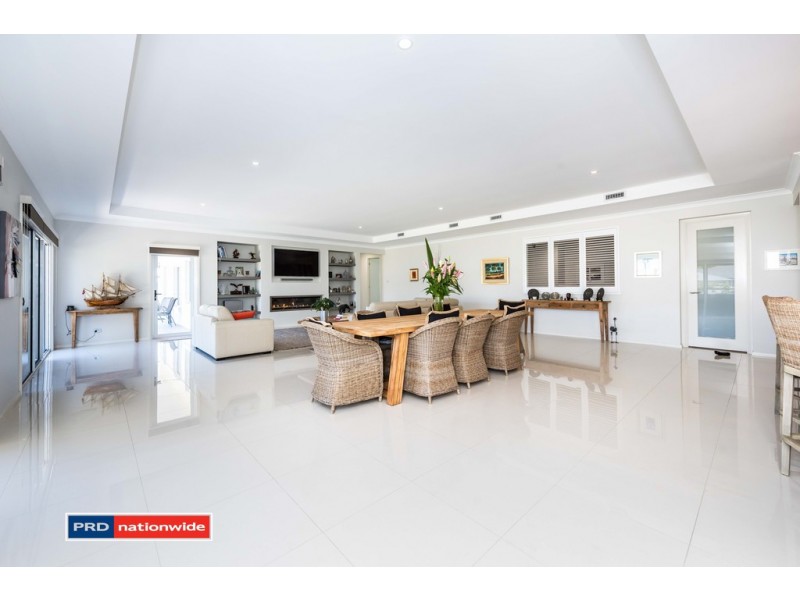 5 Saltbush Avenue, One Mile NSW 2316