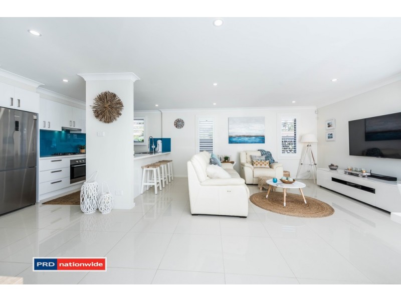 2/88 Tomaree Road, Shoal Bay NSW 2315