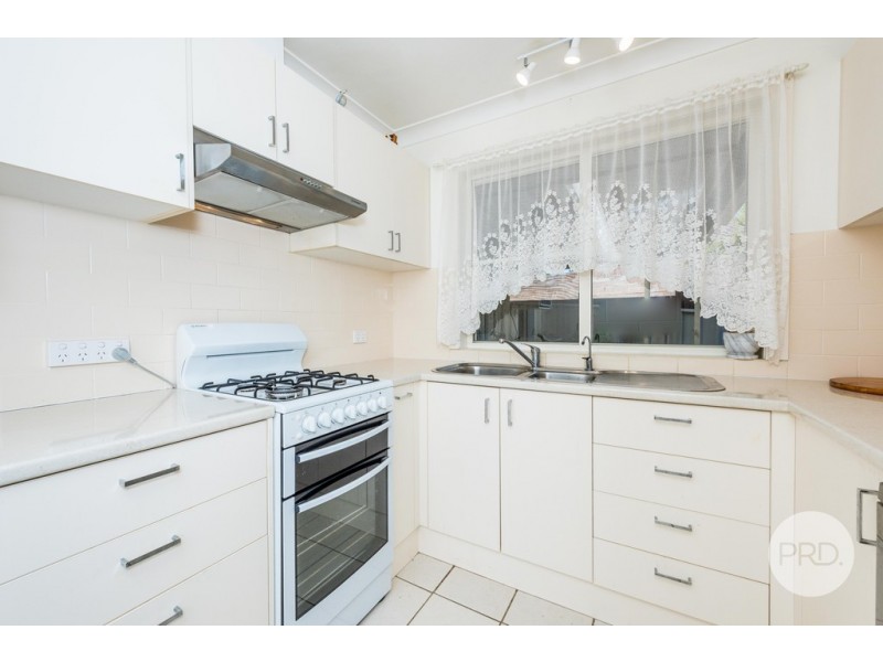 2 Castaway Close, Boat Harbour NSW 2316