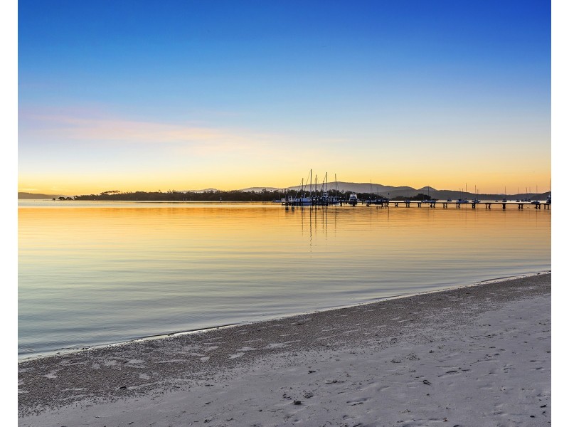 2/18 Cromarty Road, Soldiers Point NSW 2317