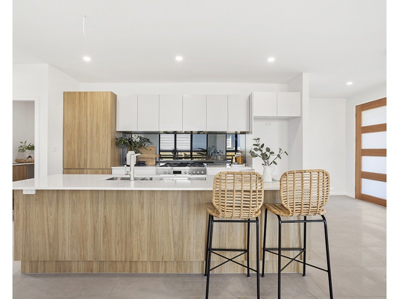 2/18 Cromarty Road, Soldiers Point NSW 2317