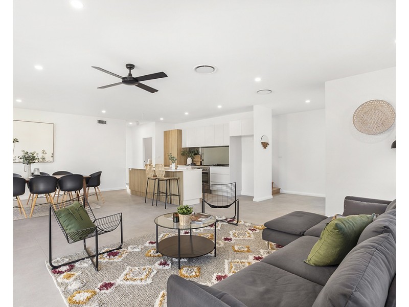 2/18 Cromarty Road, Soldiers Point NSW 2317