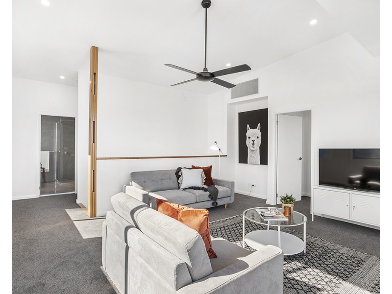 2/18 Cromarty Road, Soldiers Point NSW 2317