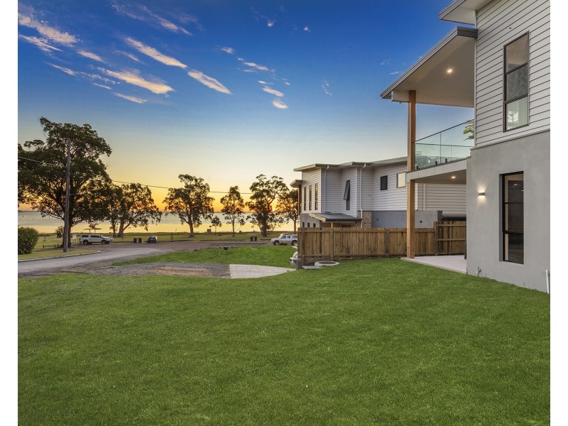 2/18 Cromarty Road, Soldiers Point NSW 2317