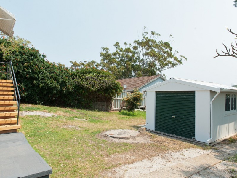 18 Flannel Flower Fairway, Shoal Bay NSW 2315