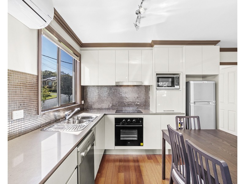 10 Lionel Avenue, Shoal Bay NSW 2315