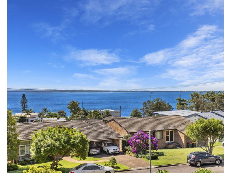 7 Kanangra Avenue, Corlette NSW 2315 | PRDnationwide Port Stephens ...