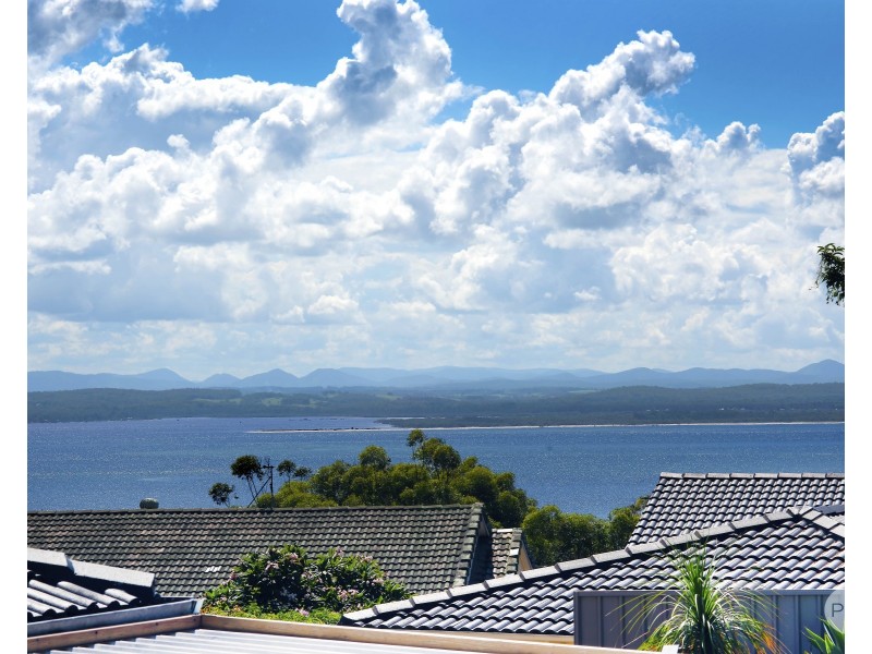 1/97 Galoola Drive, Nelson Bay NSW 2315
