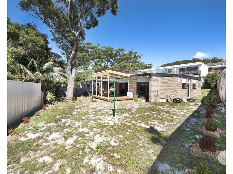 1/97 Galoola Drive, Nelson Bay NSW 2315