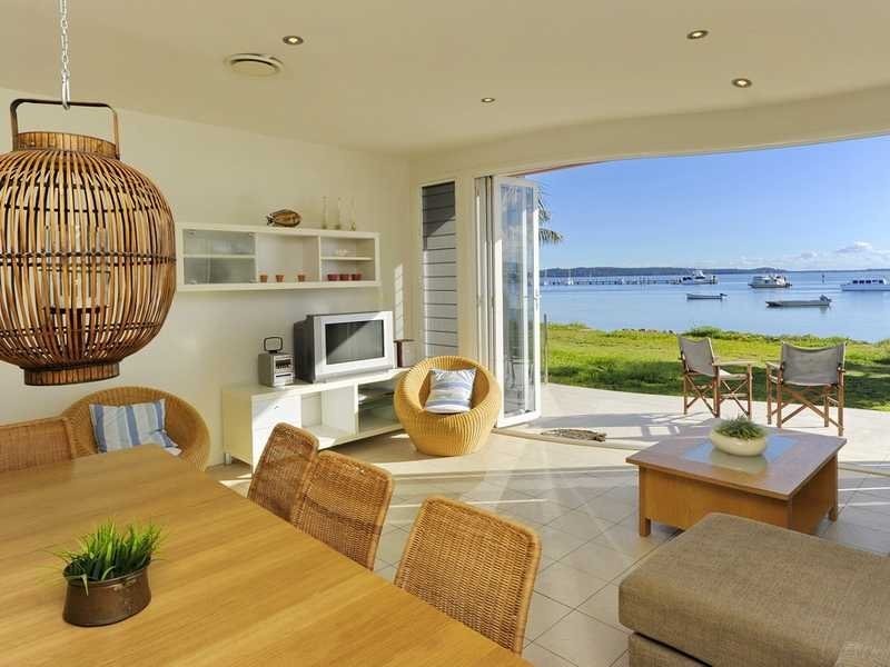 22 Sunset Boulevarde, Soldiers Point NSW 2317
