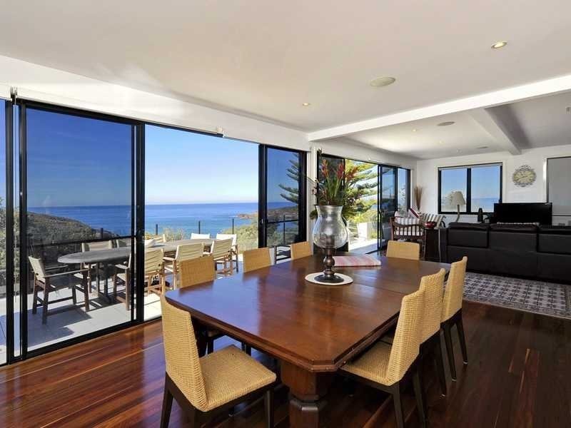 8 Tomaree Crescent, Boat Harbour NSW 2316