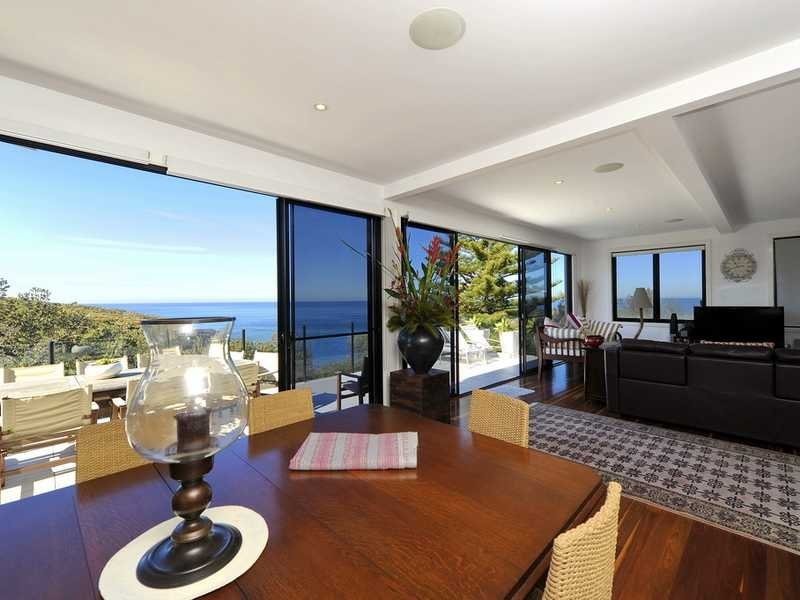 8 Tomaree Crescent, Boat Harbour NSW 2316