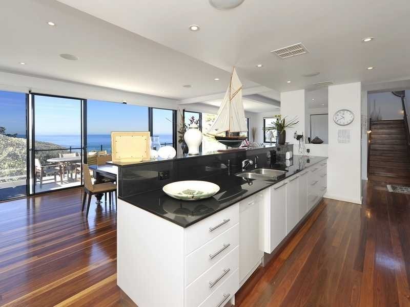 8 Tomaree Crescent, Boat Harbour NSW 2316