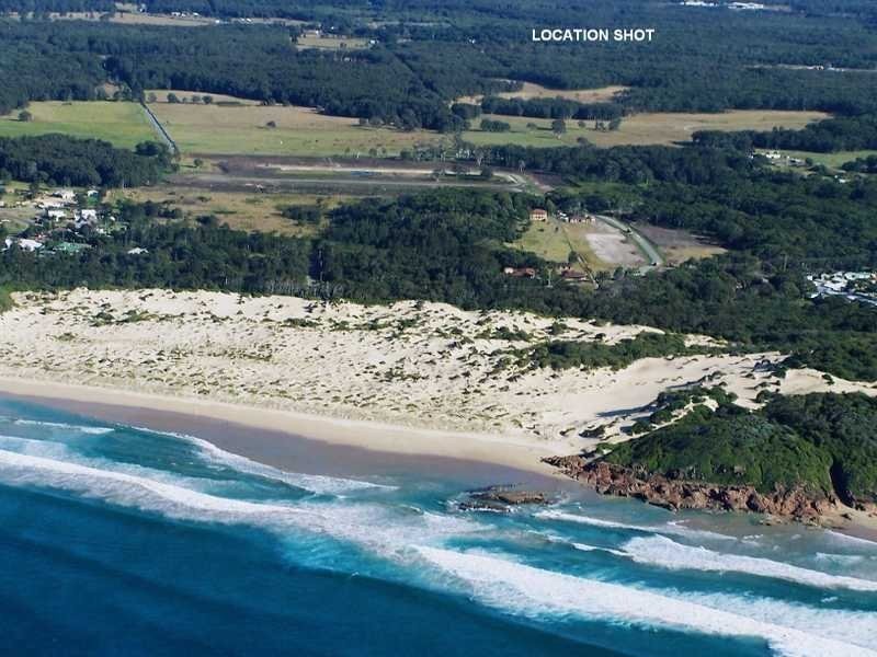 10 Echo Place, One Mile NSW 2316