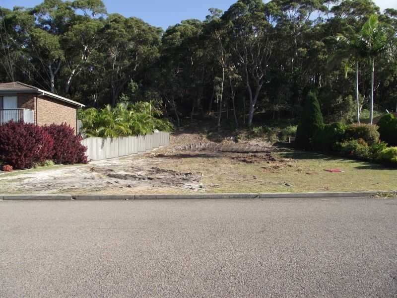 144 Rocky Point Road, Fingal Bay NSW 2315