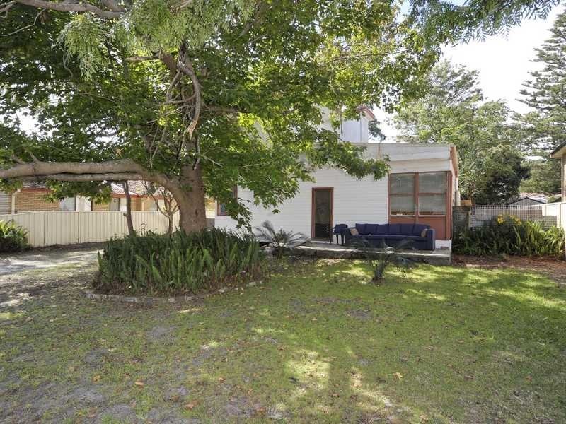 64 Tomaree Road, Shoal Bay NSW 2315