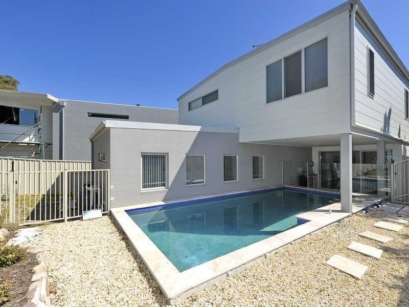 9 Lyndel Close, Soldiers Point NSW 2317