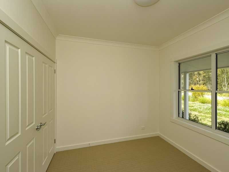 18 Reflections Drive, One Mile NSW 2316