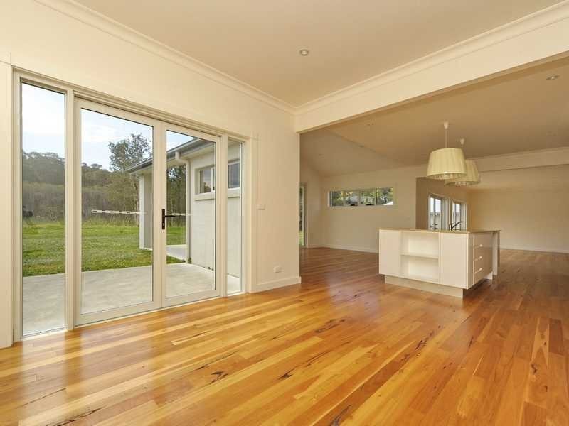 18 Reflections Drive, One Mile NSW 2316