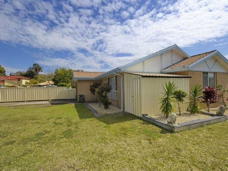 Unit 1/26 Compass Close, Salamander Bay NSW 2317