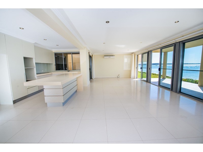 2/163 Soldiers Point Road, Salamander Bay NSW 2317