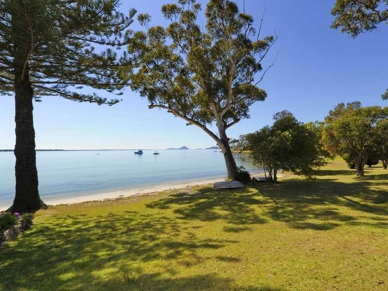 69 Soldiers Point Road, Soldiers Point NSW 2317
