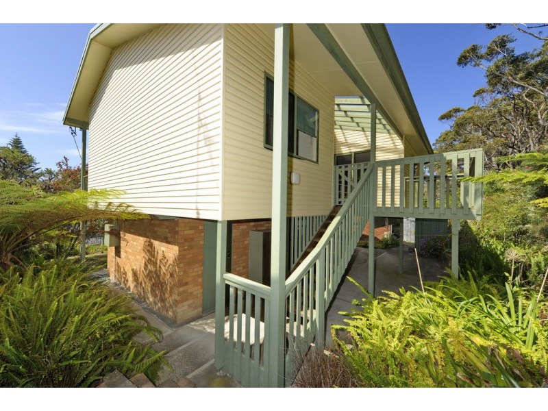 16 Lentara Street, Fingal Bay NSW 2315