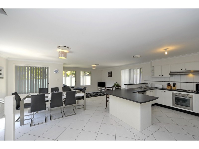 2b Moorooba Crescent, Nelson Bay NSW 2315