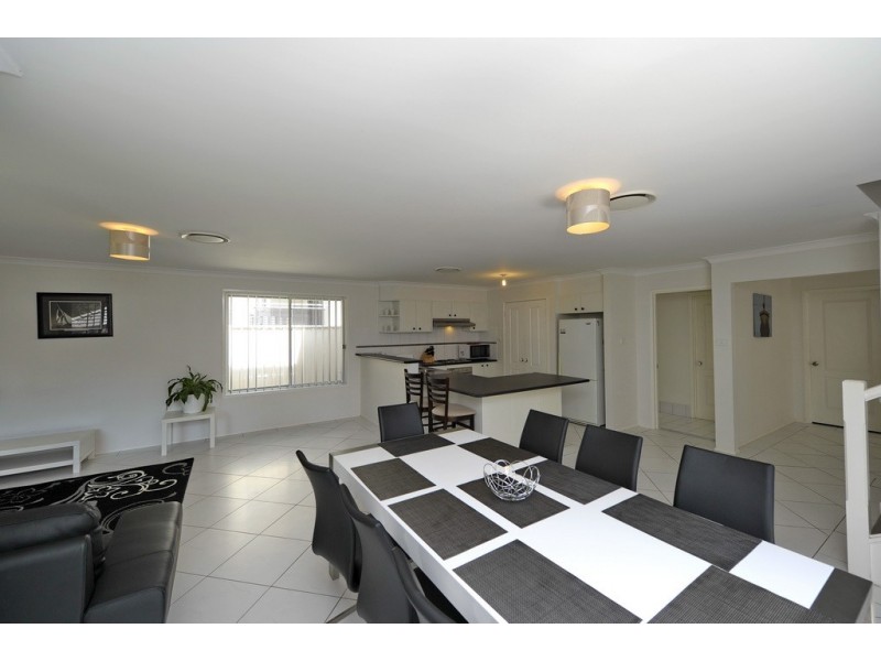 2b Moorooba Crescent, Nelson Bay NSW 2315