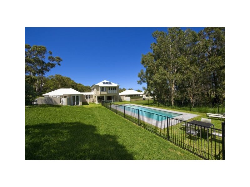 16 Reflections Dr, One Mile NSW 2316