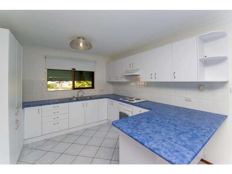 1/4 Shoreline Drive, Fingal Bay NSW 2315