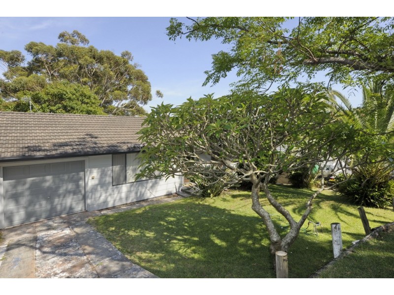 16 Flannel Flower Fairway, Shoal Bay NSW 2315