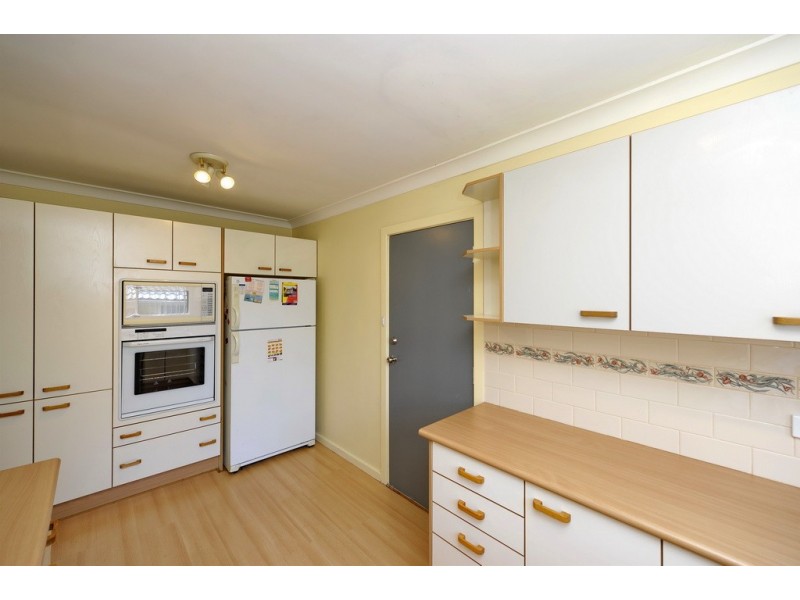 16 Flannel Flower Fairway, Shoal Bay NSW 2315