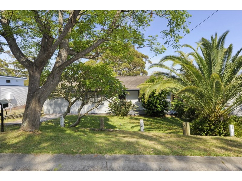 16 Flannel Flower Fairway, Shoal Bay NSW 2315